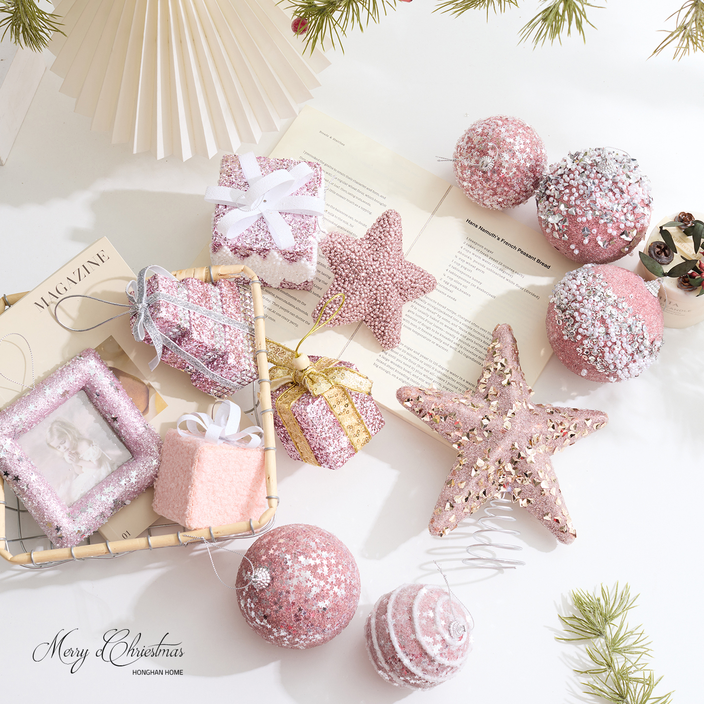 泓瀚韩系粉色圣诞球异形球挂件