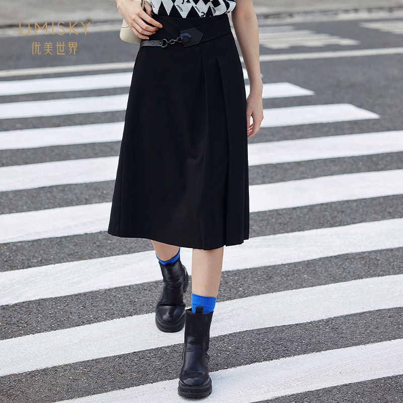 优美世界中长款a字不规则半裙