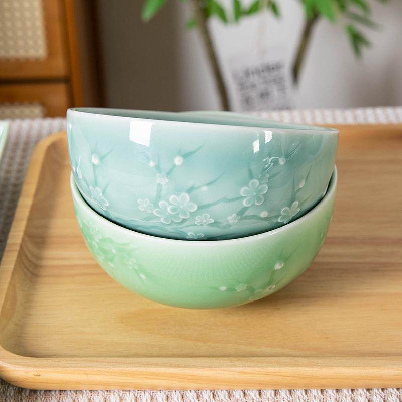青瓷米饭碗中式青瓷浮雕圆形碗