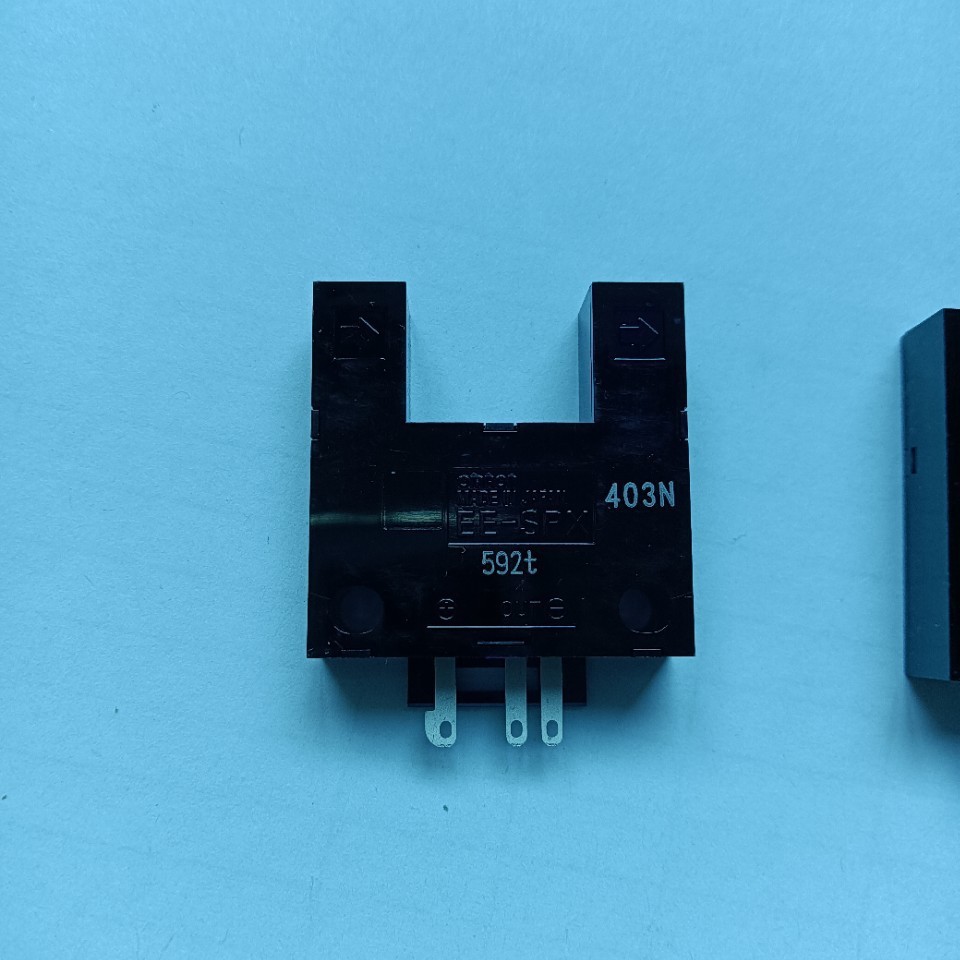 全新原装欧姆龙光电传感器EE-SPX403N议价