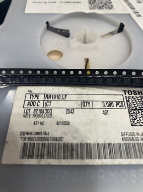 全新原装现货 RN1910LF SOT-563 20+