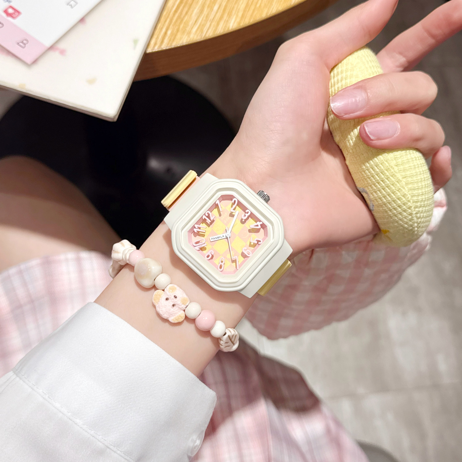 学生手表女初高中女款只看时间初中生女生专用表磁吸电子2026新款