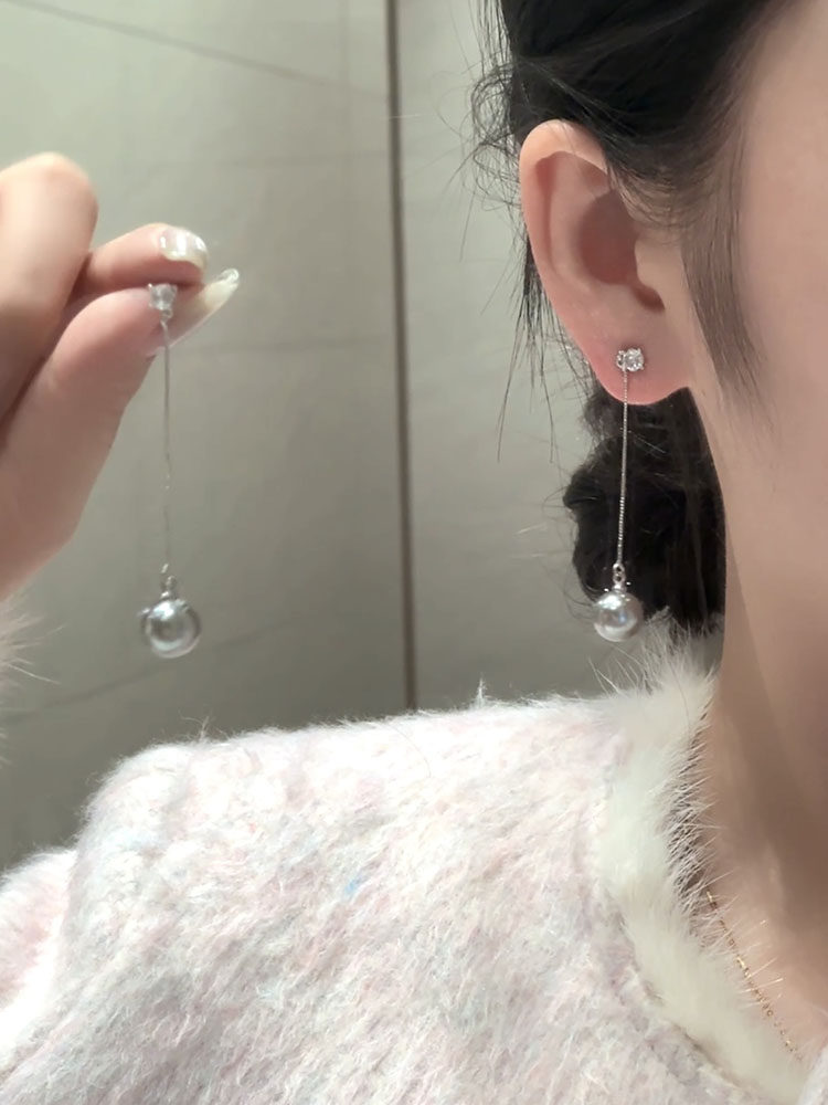 小众灰珍珠长款流苏灵动耳钉