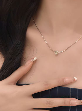 简约高级感锆石吊坠锁骨链