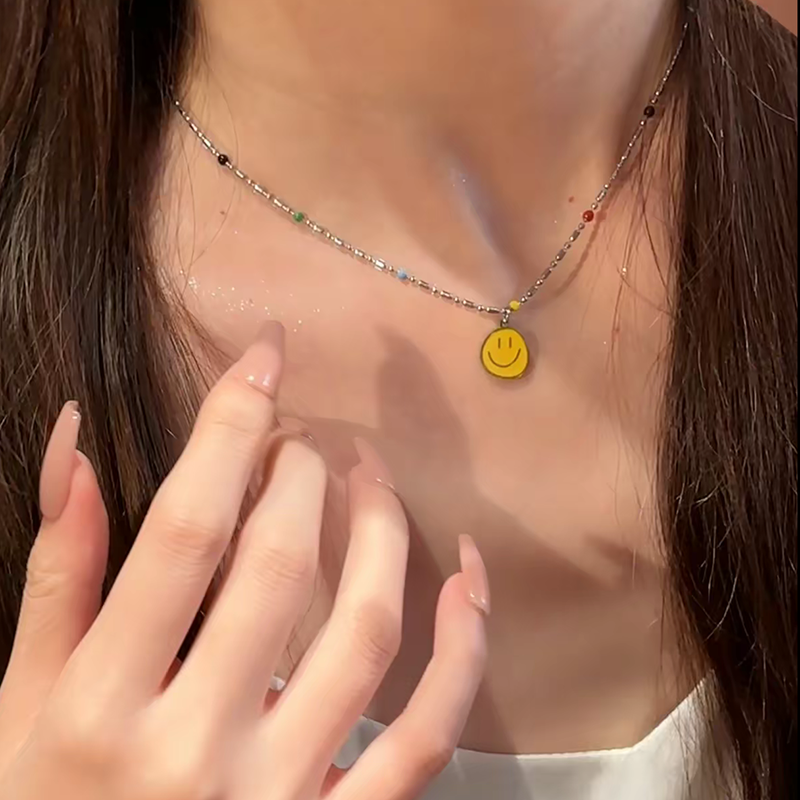 多巴胺黄色笑脸吊坠项链女
