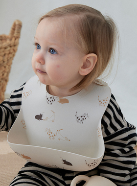 宝宝吃饭围兜防水硅胶辅食饭兜超软婴儿便携儿童围嘴防油防脏神器