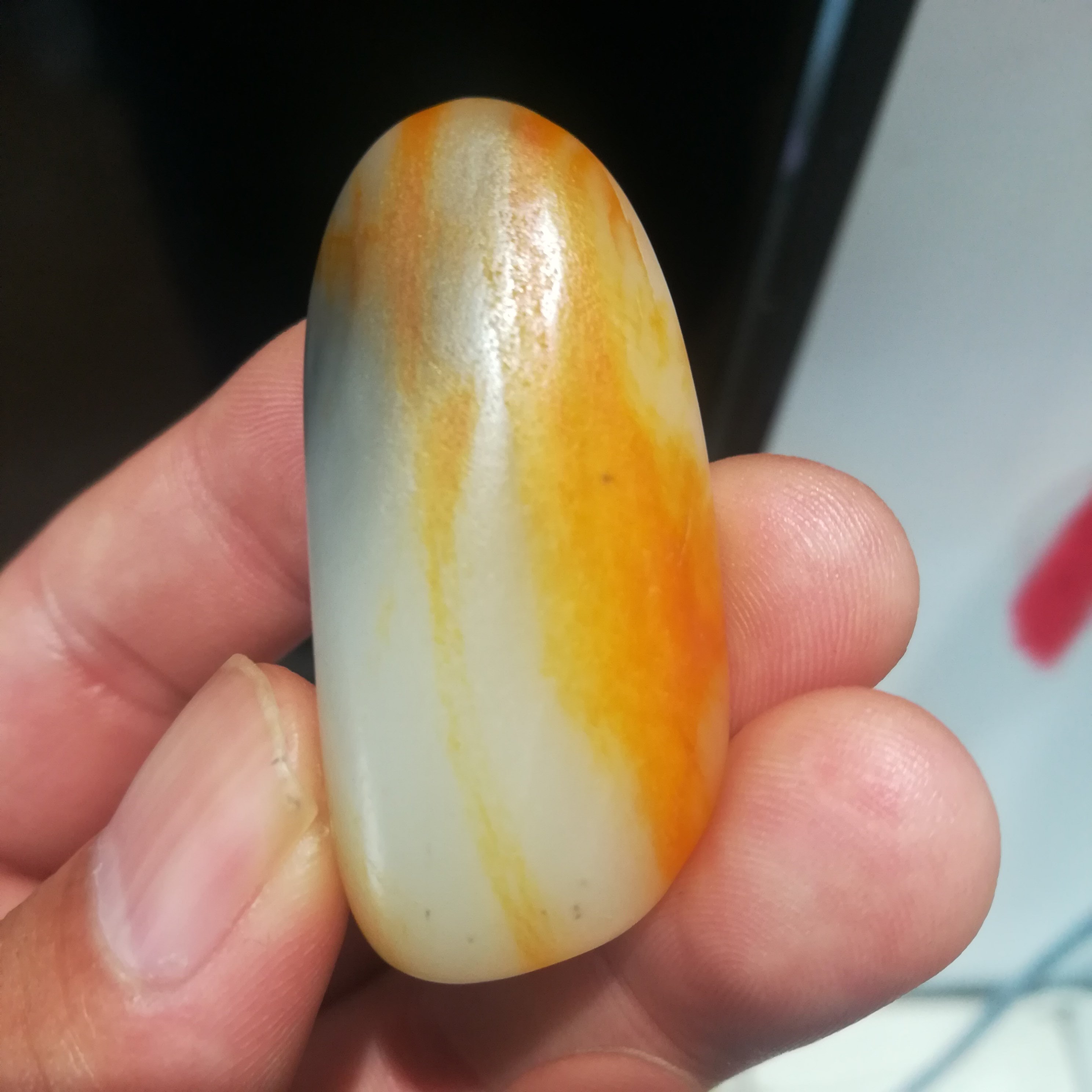 新疆和田玉黄皮青花籽料 20克