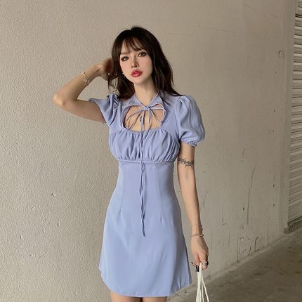 Lace-up high waist lantern sleeve dress 绑带高腰灯笼袖连衣裙