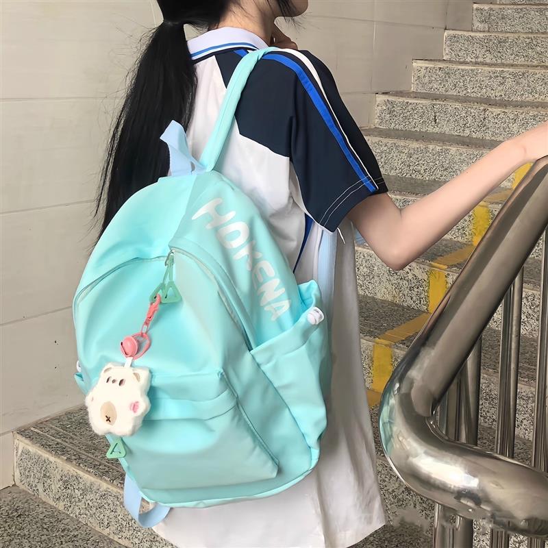 女士初中生双肩书包防水纯色系2025新款女生高颜值小众轻便背包潮