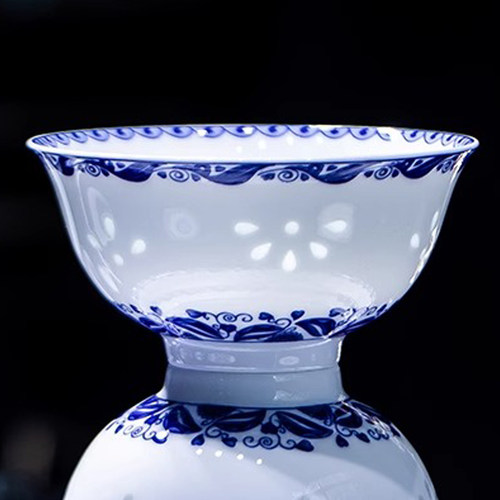 景德镇中式陶瓷釉下彩青花玲珑骨瓷碗碟盘餐具套组家用餐具单品