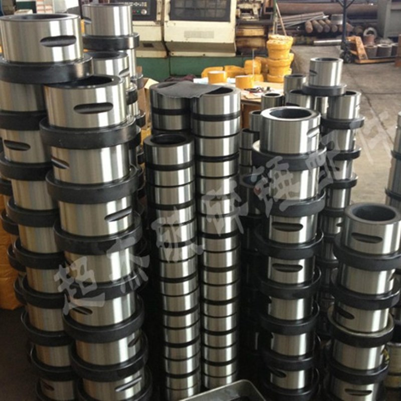 挖掘机液压破碎锤内外套100  135 140 155高耐磨内衬套外衬套炮头