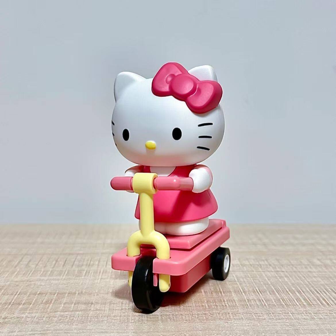kitty猫滑板车玩动乐系列礼物潮玩摆件可动手办桌面玩具礼物小型