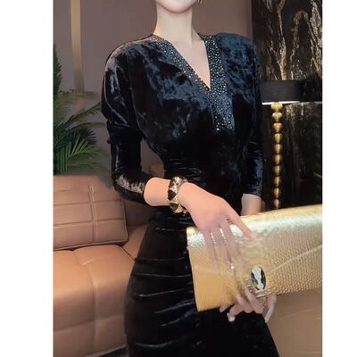 高级感烫钻v领拼接长袖连衣裙女
