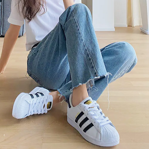 adidas贝壳头金标经典百搭低帮板鞋三叶草男女同款EG4958百亿