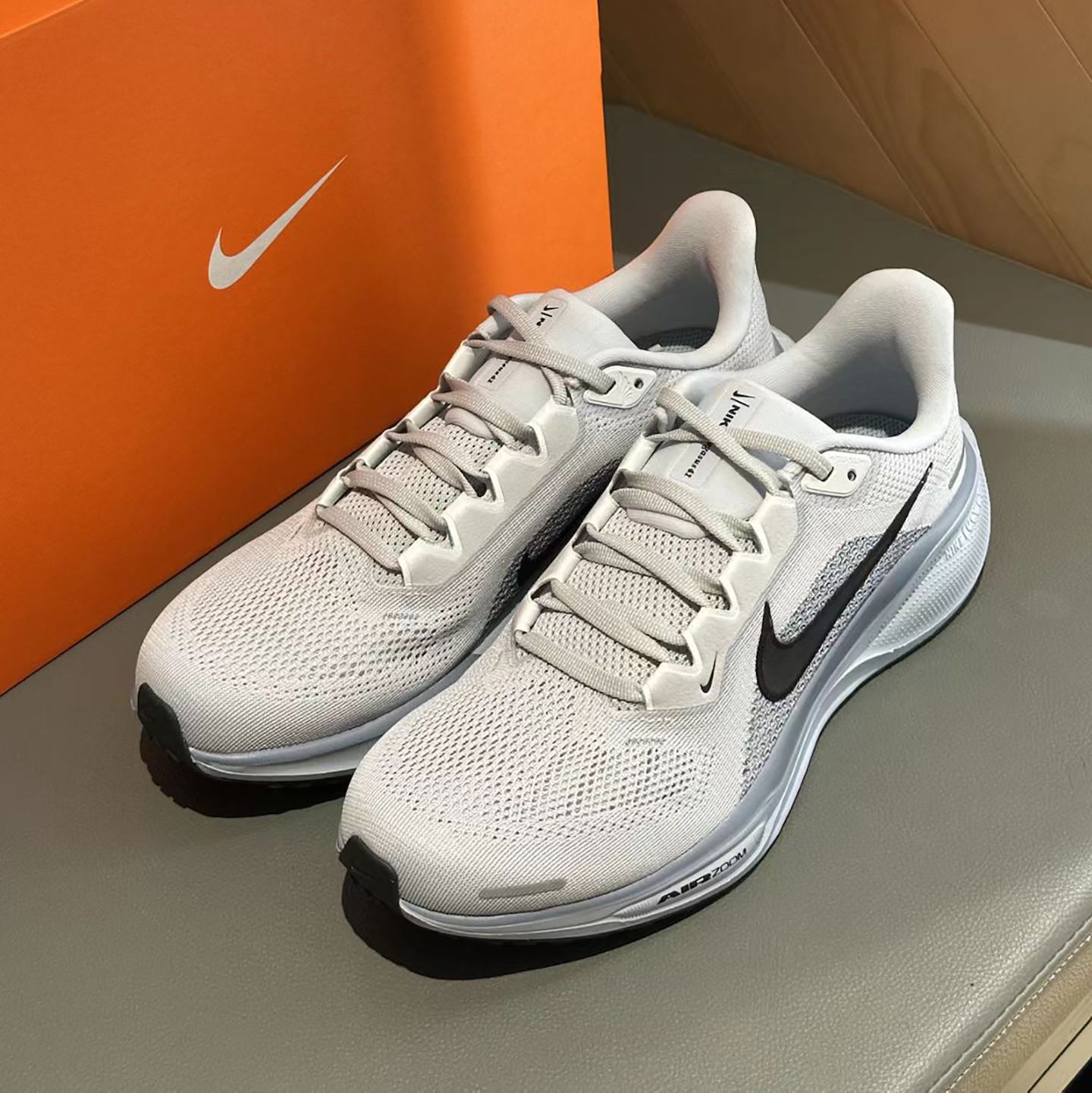 耐克男子舒适低帮运动休闲跑步鞋