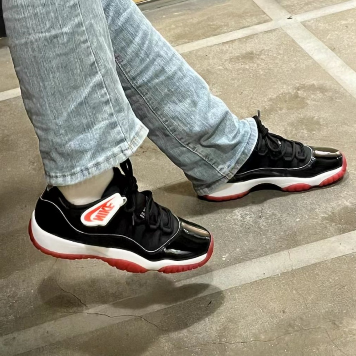 Nike/耐克时尚舒适百搭防滑耐磨低帮儿童篮球鞋 黑色FV5121-006