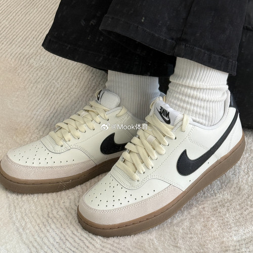 NIKE板鞋舒适耐磨灵活小清新轻便