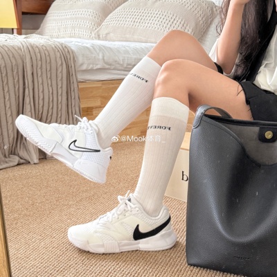 新款网面透气休闲网球运动鞋