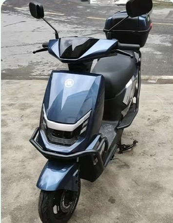 爱玛凌博FB51电动车原厂配件灯具前围前泥板大灯工具箱脚踏板边条