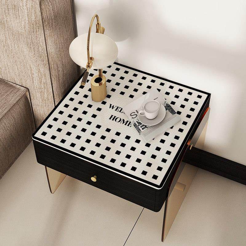 简约黑白皮革牀头柜垫现代艺术卧室防尘罩盖巾保护垫防水免洗桌垫,居家布艺,桌布,淘宝优惠券,粉丝福利购,淘宝优惠卷