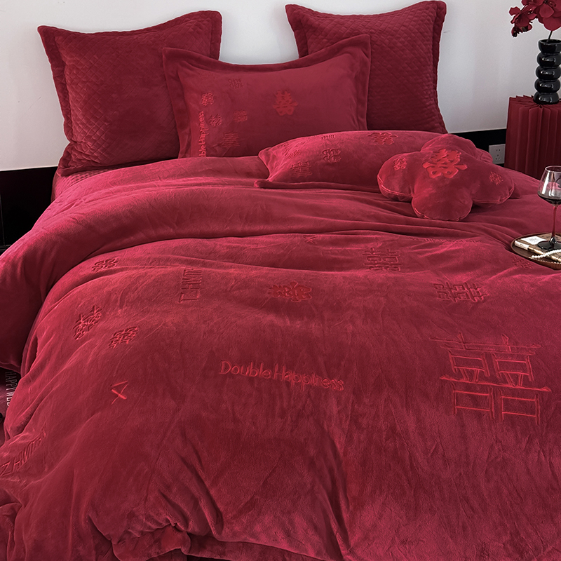 馨荷加厚牛奶绒刺绣结婚四件套