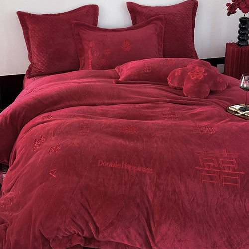 馨荷加厚牛奶绒刺绣结婚四件套