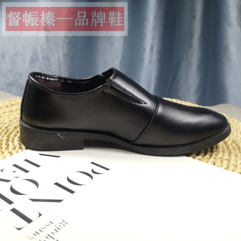 外贸品牌新款真皮男鞋一脚蹬软皮软底尖头防滑平底结婚男士工作鞋