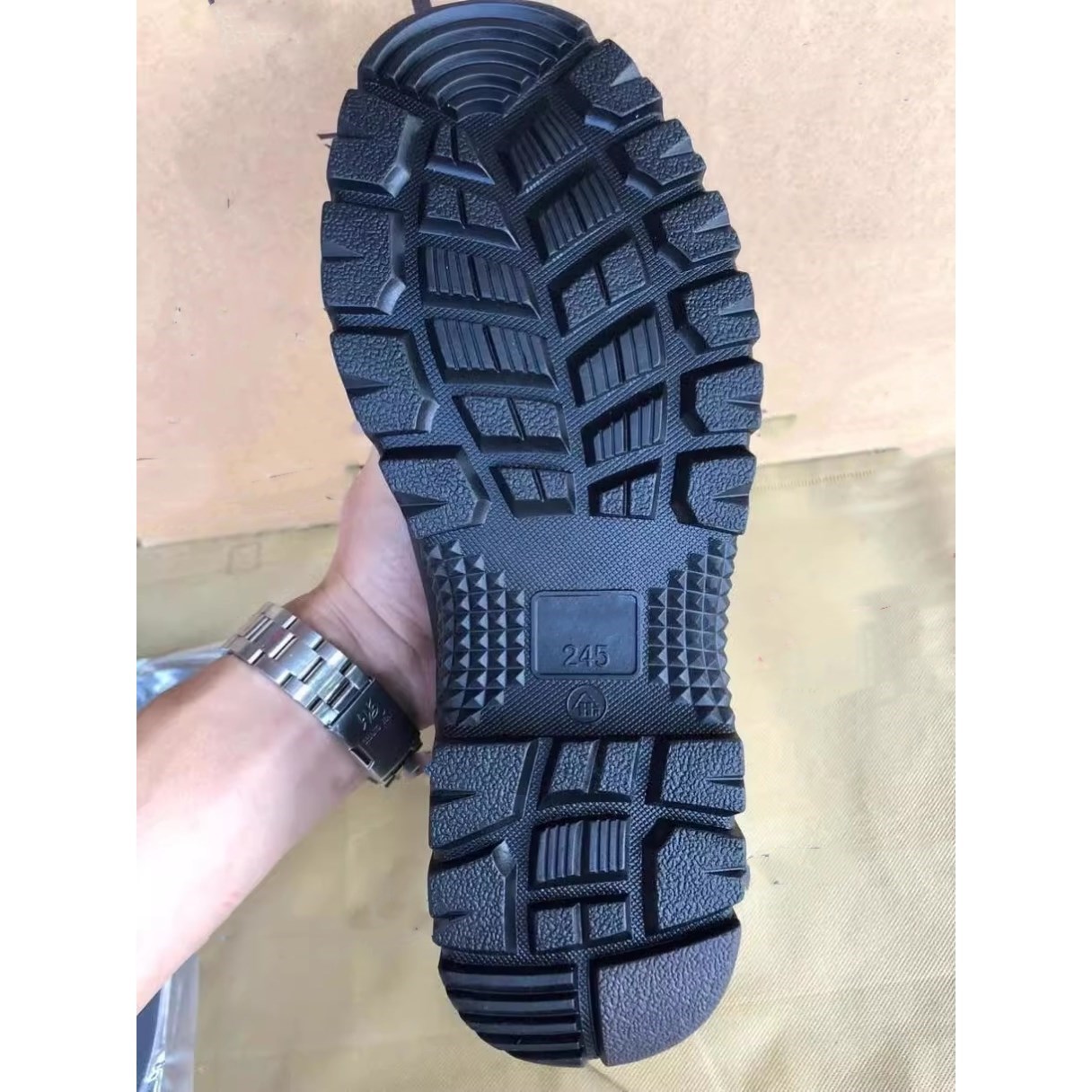 正版作战靴男新款超轻靴春秋夏季真皮防水作训靴