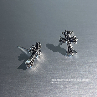 yyds复古嘻哈十字架耳钉女小众设计感朋克风耳环2025年新款潮耳饰