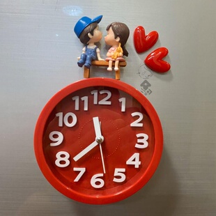 吸贴在用冰箱冰箱贴贴钟表磁力冰箱早亍厨房钟表的钟表上时上的