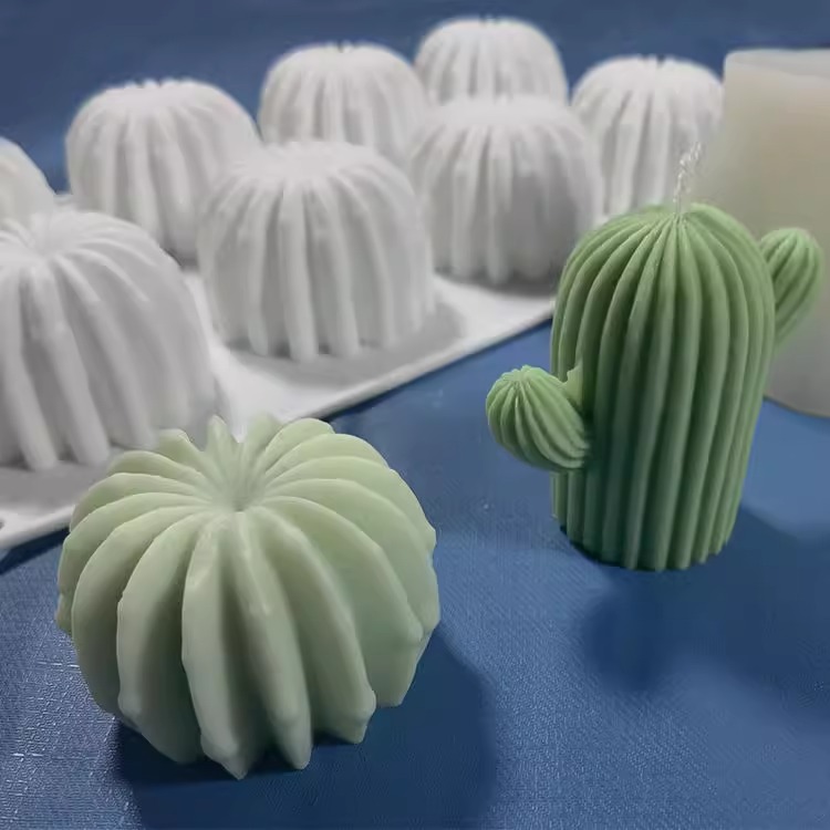 8连仙人掌手工蜡烛硅胶模具 DIY慕斯法式立体巧克力仙人球食品级