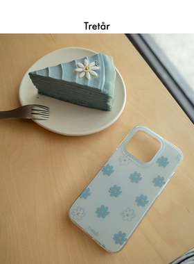 Tretar「蔚蓝花间」镶钻 双面覆膜 光面大孔 IMD手机壳 适用iPhone17Pro