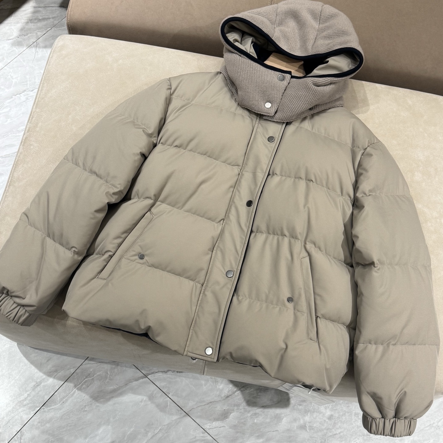 2025新款BC高品质休闲时尚超保暖帽子可拆卸鹅绒服