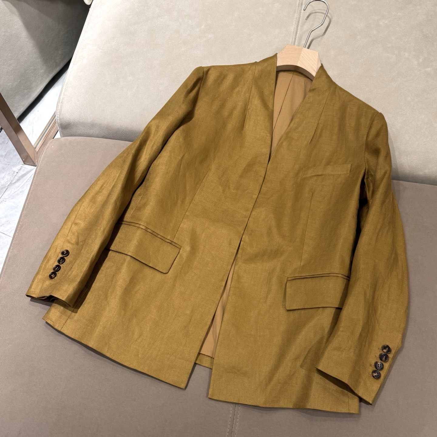 意大利BC女士休闲气质进口亚麻西服短裤套装,女装/女士精品,时尚套装,淘宝优惠券,粉丝福利购,淘宝优惠卷