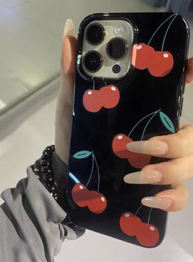 简约小樱桃黑色亮面硅胶适用苹果15pro手机壳11/13可爱iPhonexr/xs全包7/8防摔14Plus