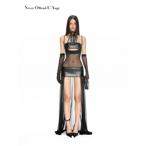 NOLA 黑玫瑰缪斯 羽绒菱格金属钻感荡领网纱连衣裙性感吊带长裙