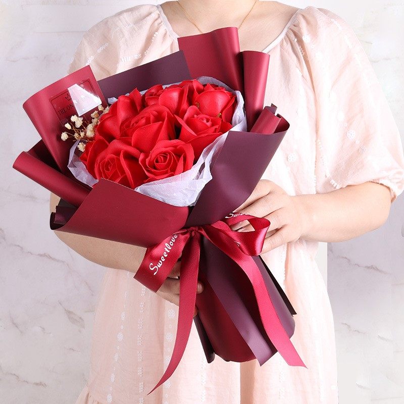 七夕新款大红色玫瑰花花束情人节香皂花礼物ins送女友求婚专用
