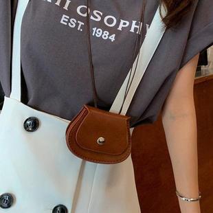 新款迷你小包包高级质感耳机包挂脖式复古斜跨小马鞍包定制