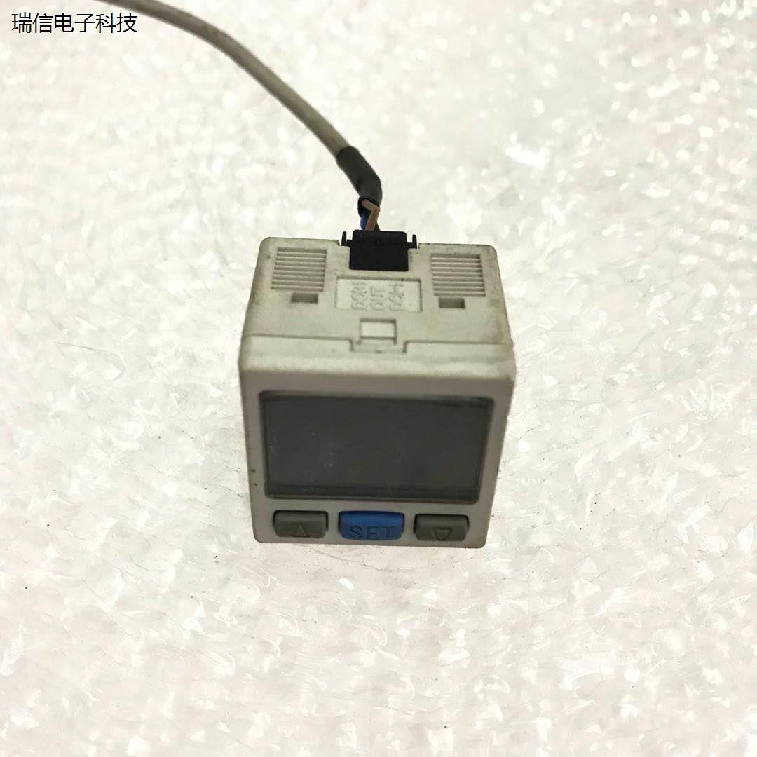 现货销售SMC数显压力开关传感器 ZSE30-C6H-25-M-X122议价