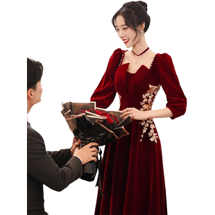 敬酒服新娘小个子高级感红色结婚订婚回门宴礼服连衣裙女丝绒长袖