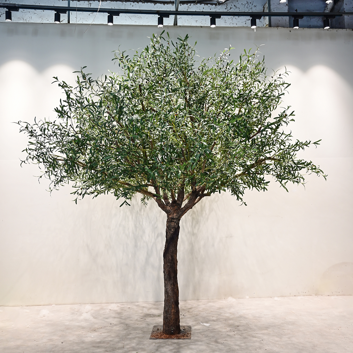 高端场所景观布置北欧风仿真绿植