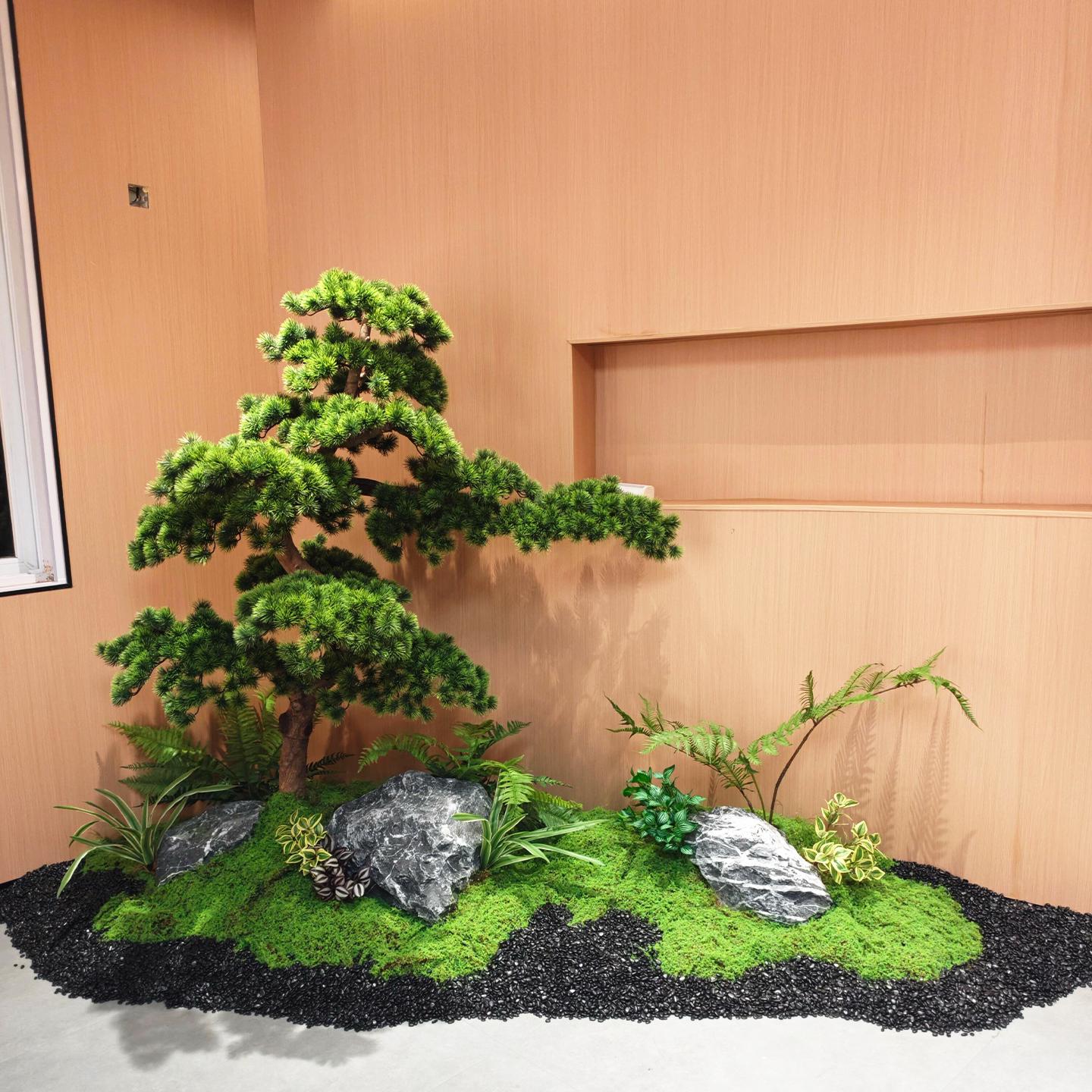高端会所景观装饰大型落地雕刻松