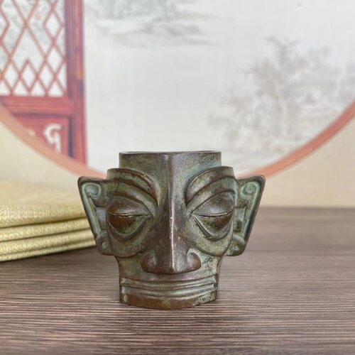 三星堆同款面具铜摆件青铜纵目面具仿古铜器茶台桌面办公室装饰品