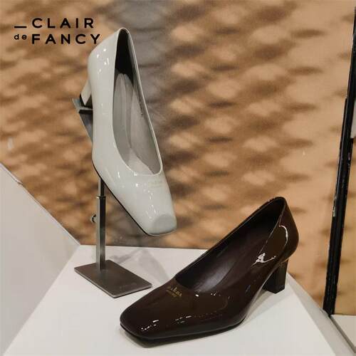 CLAIR de FANCY 春夏新款方头粗跟超高跟鞋牛漆皮单鞋1500650