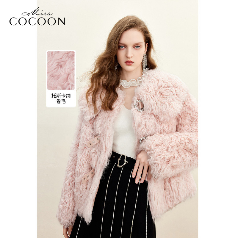 MISSCOCOON轻奢皮毛一体大翻领爱心扣粉色羊毛皮草秋冬,女装/女士精品,皮草,淘宝优惠券,粉丝福利购,淘宝优惠卷