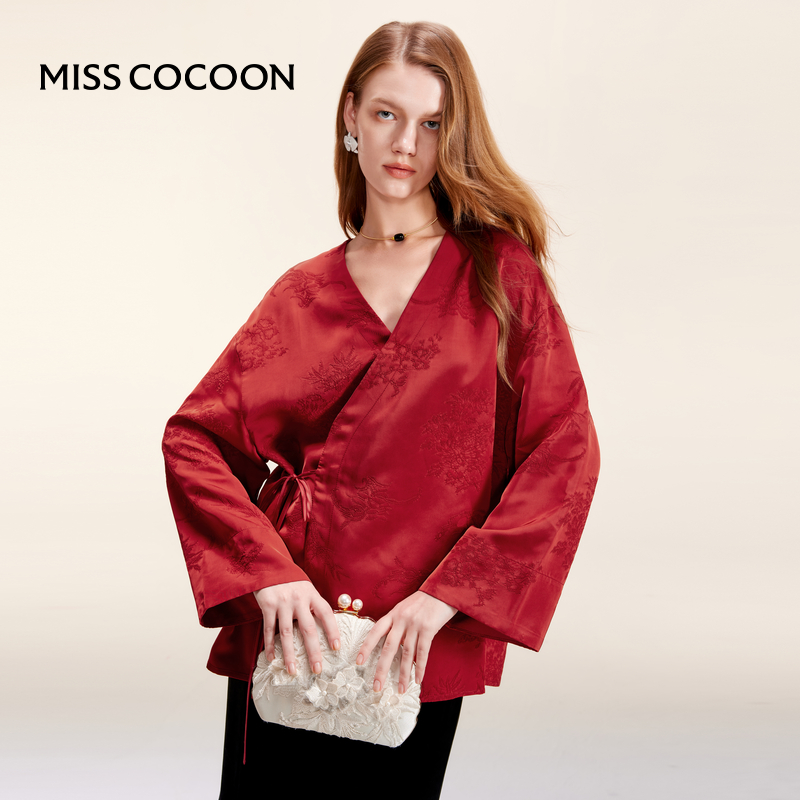 可可尼cocoon轻奢新中式斜襟国风短外套新年红秋款