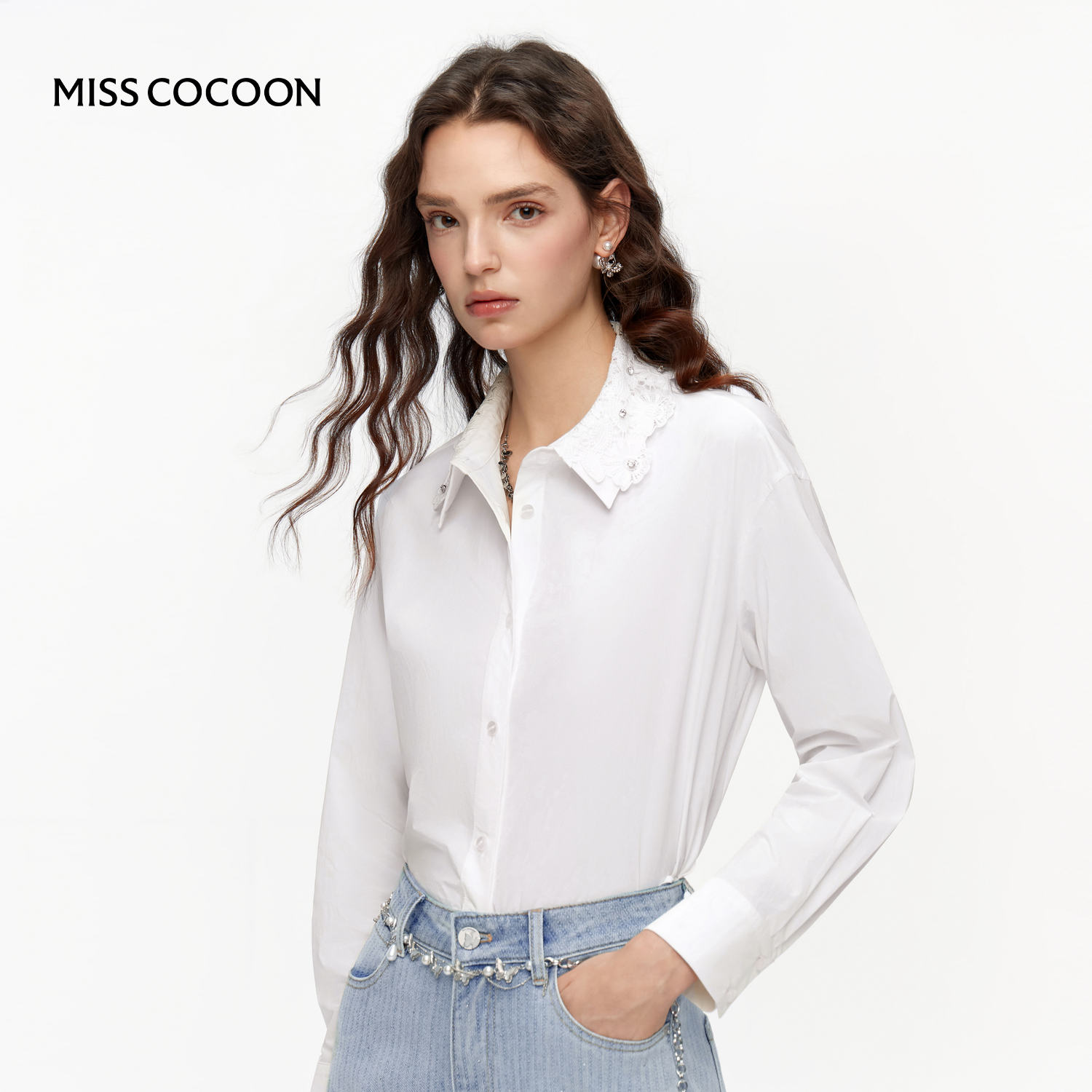 MISSCOCOON蝴蝶蕾丝领白色衬衫经典百搭截短上衣25秋新款