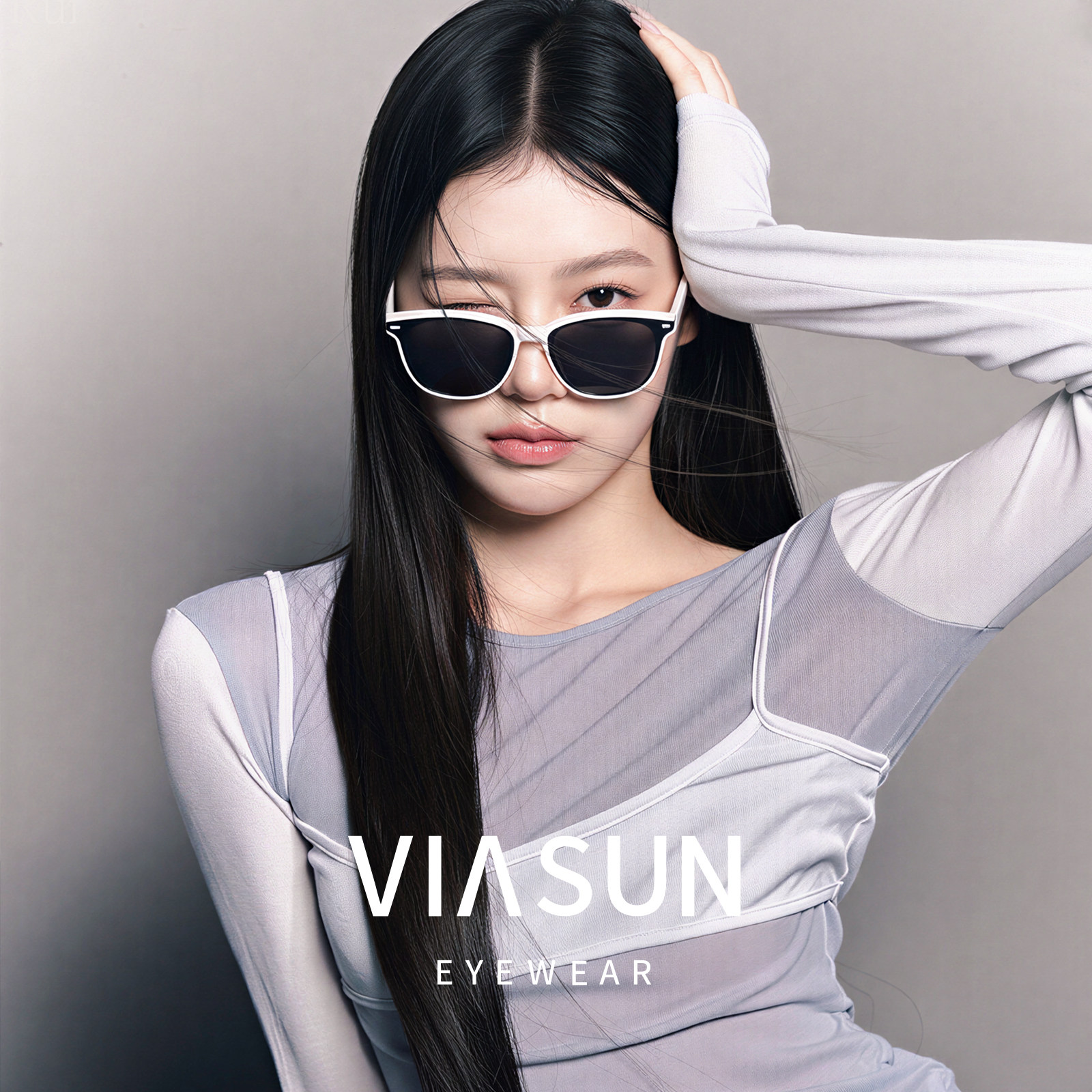 薇尚轻奢极简圆框白色太阳镜女