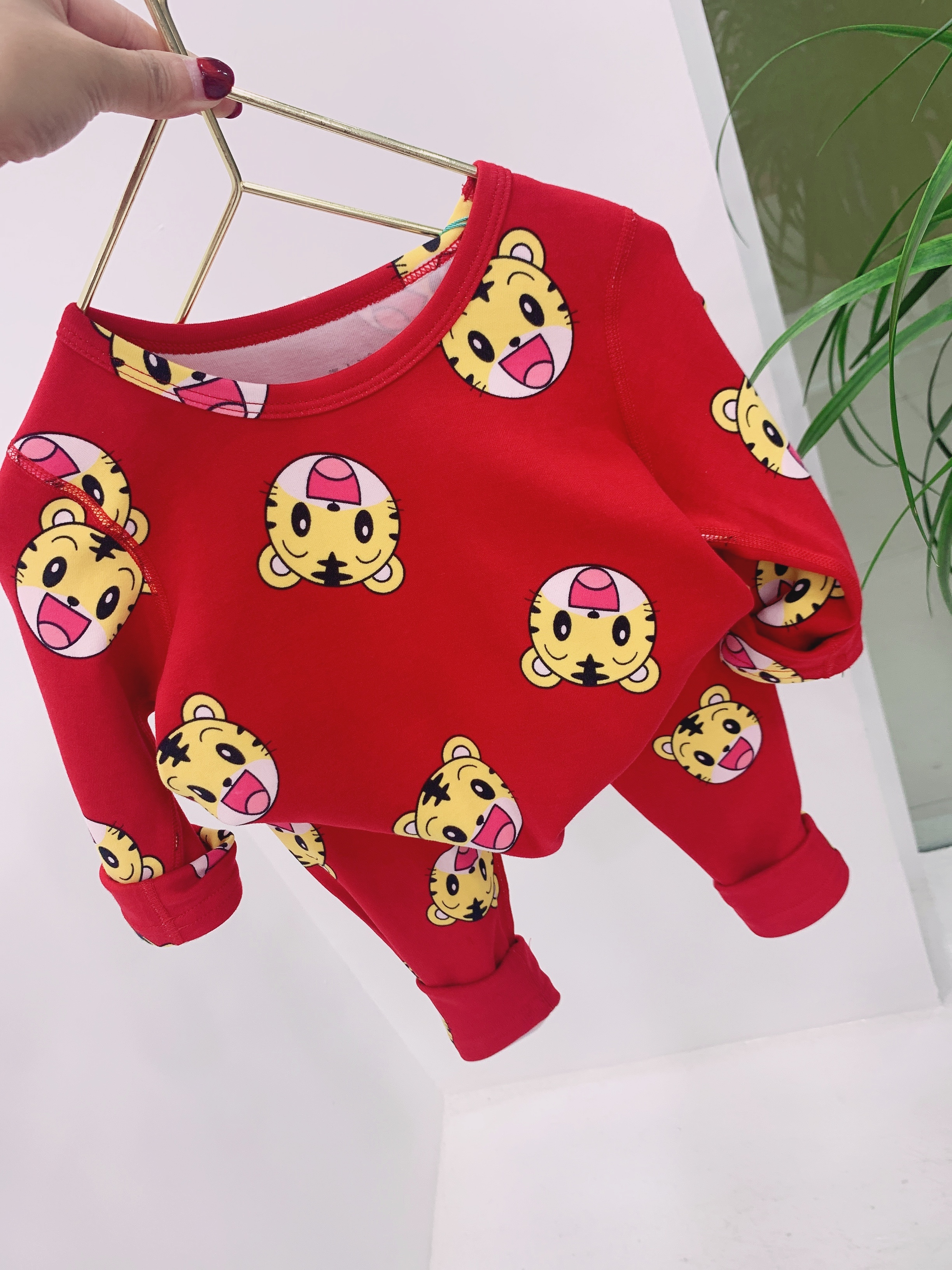 2021年秋冬新款男童韩版家居服