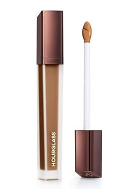 Hourglass Vanish Airbrush Concealer. Weightless and Water